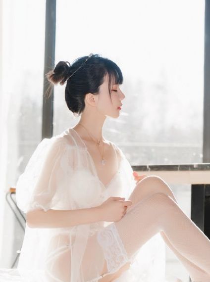 年轻性感的妈妈在线_BD英语手机免费观看完整