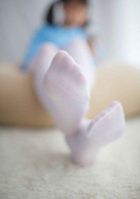 年轻的女教师韩国_BD国语在线观看高清