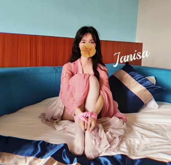 紧缚女sm捆绑调教_国产剧在线播放